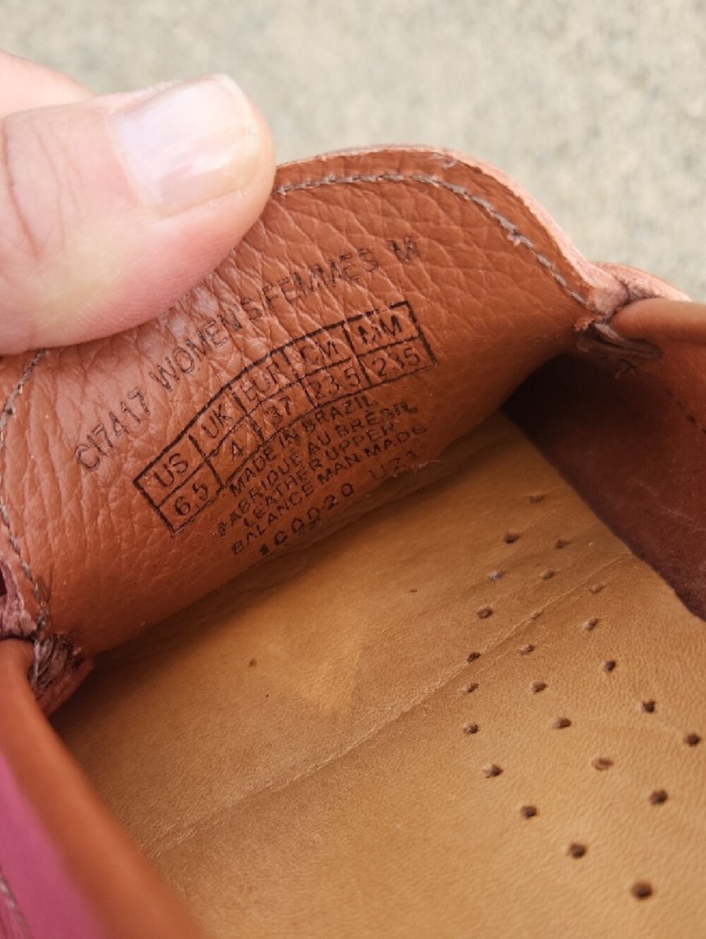 ✨️Rockport Brown Leather Moccasin Loafers with Gold Hardware - Picture 6 of 17